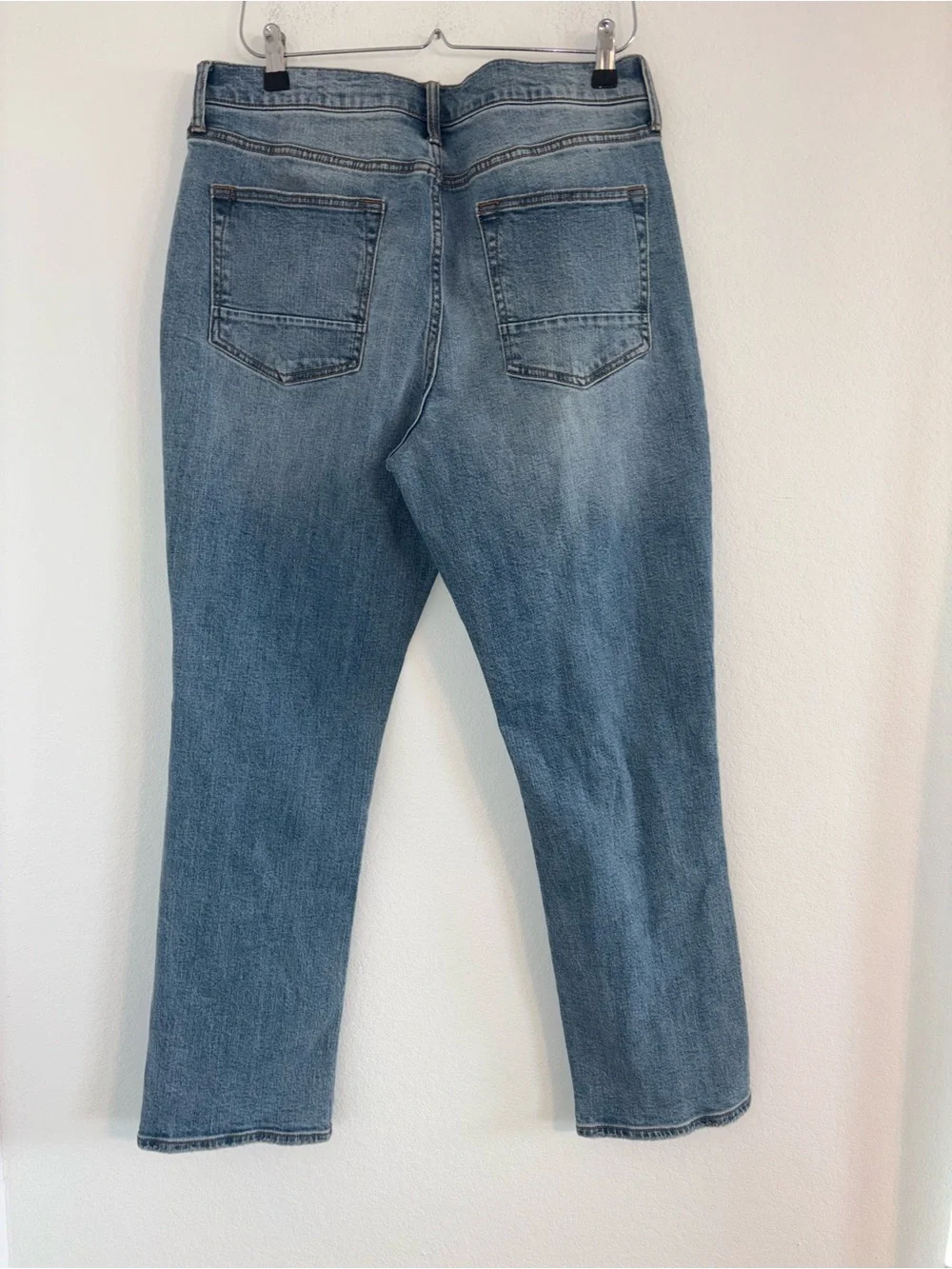 NWT Loose Fit Flex 34 x 30 Men’s Arizona Jean Company Distressed Denim